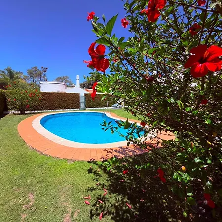Vilamoura, Piscina Jardim Prestige For *