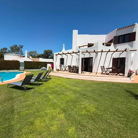 Vilamoura, Piscina Jardim Prestige For Βίλα Βιλαμούρα