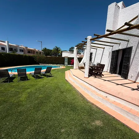 Vilamoura, Piscina Jardim Prestige For *