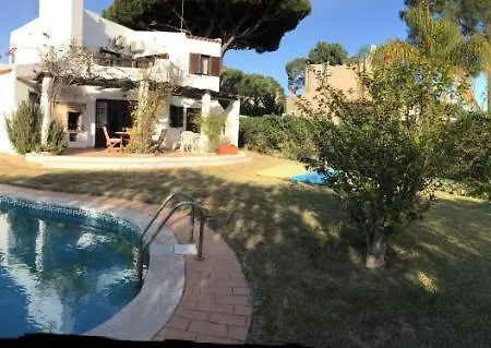 Prestige For - - Avenida Do Parque Villa Vilamoura